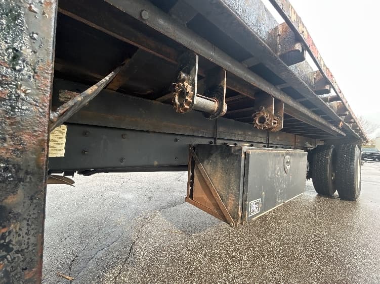 2022 Freightliner M2 106 — photo 5