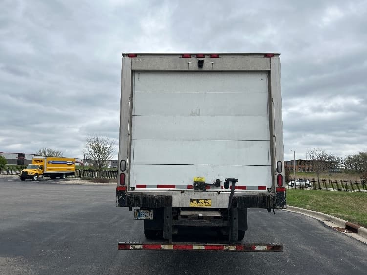 2022 Freightliner M2 106 — photo 7