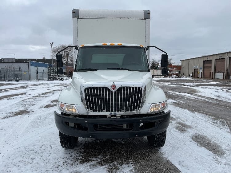 2022 International MV — photo 2