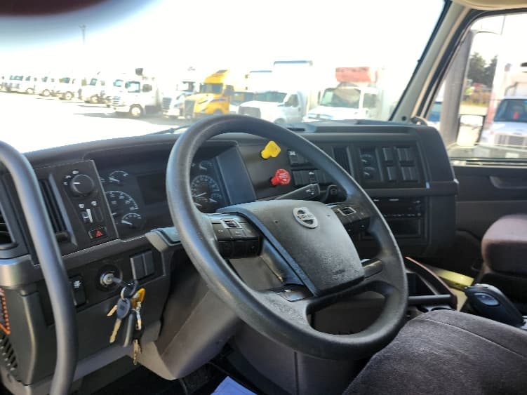 2022 Volvo VNL 760 — photo 10