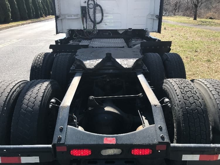 2022 Volvo VNL 760 — photo 6