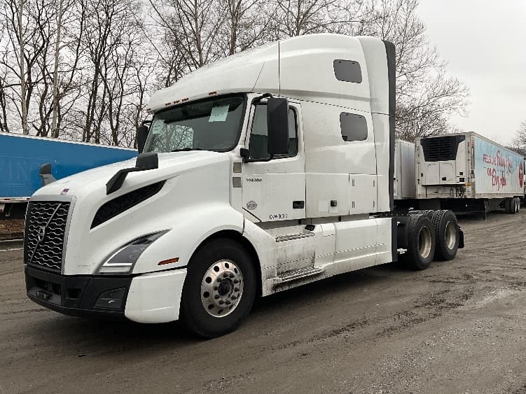 2022 Volvo VNL 760 — photo 3