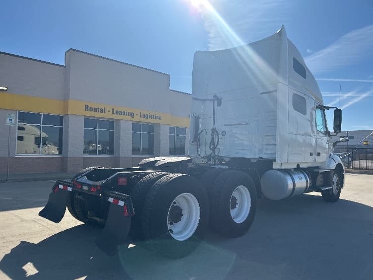 2023 Volvo VNL 760 — photo 7