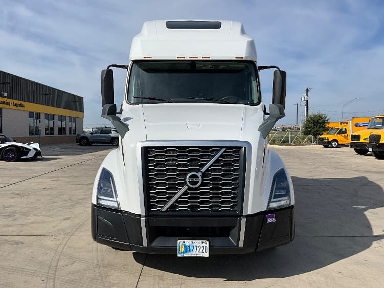 2022 Volvo VNL 760 — photo 2