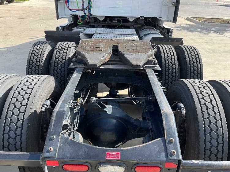 2022 Volvo VNL 760 — photo 6