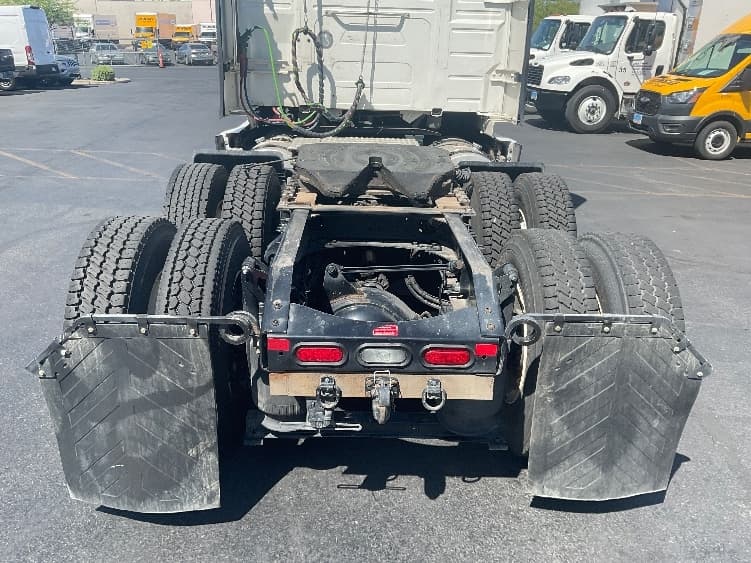 2022 Volvo VNL 760 — photo 6