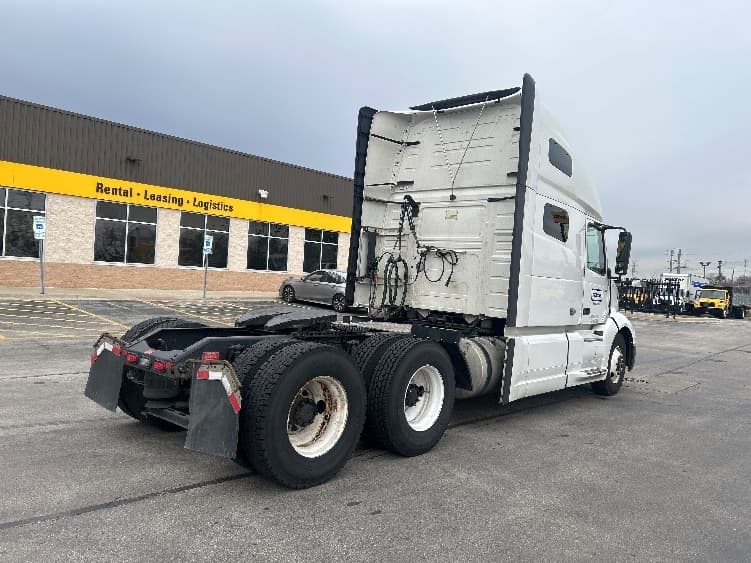 2022 Volvo VNL 760 — photo 7