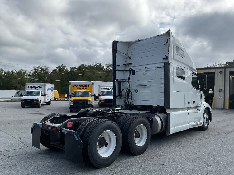 2022 Volvo VNL 760 — photo 7
