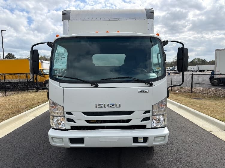 2022 Isuzu NRR — photo 2