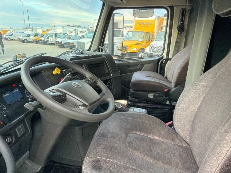 2023 Volvo VNL 760 — photo 10