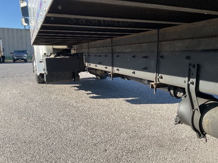 2022 Freightliner M2 106 — photo 5