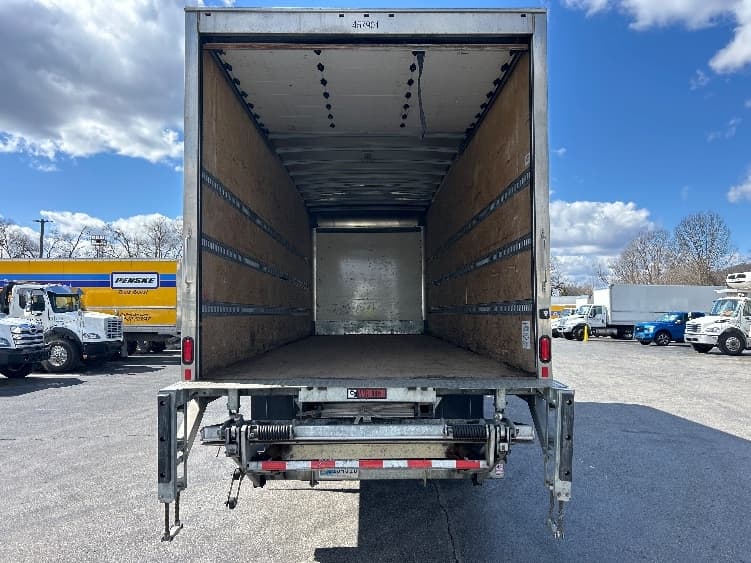 2023 International MV — photo 8