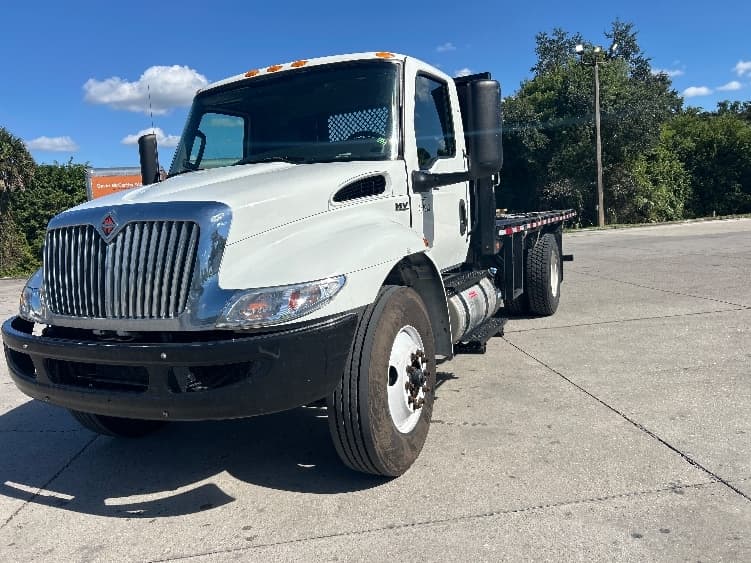 2023 International MV — photo 3