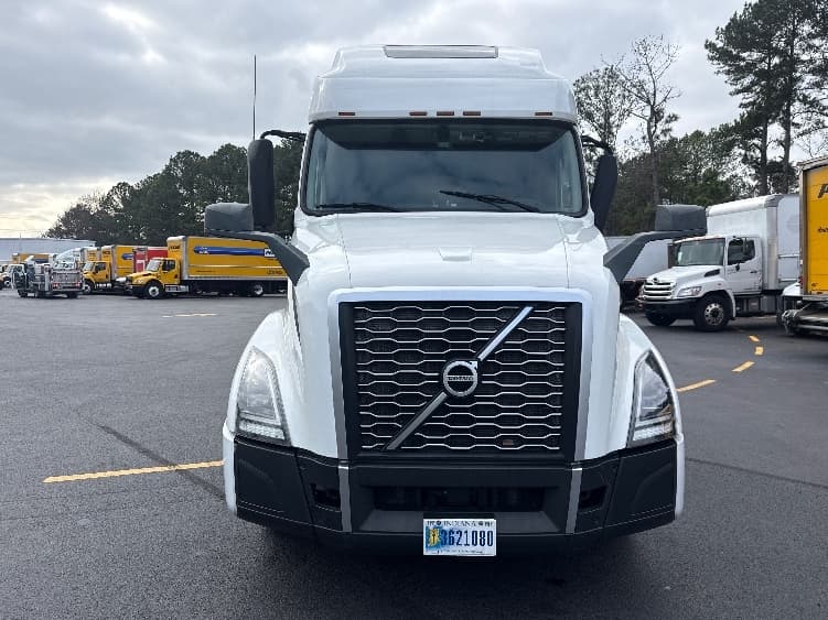 2023 Volvo VNL 760 — photo 2
