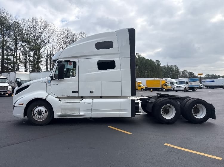 2023 Volvo VNL 760 — photo 4
