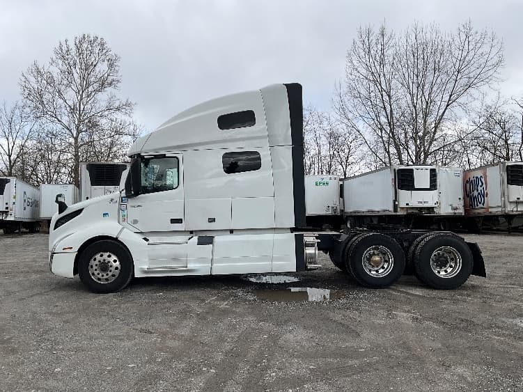 2023 Volvo VNL 760 — photo 4