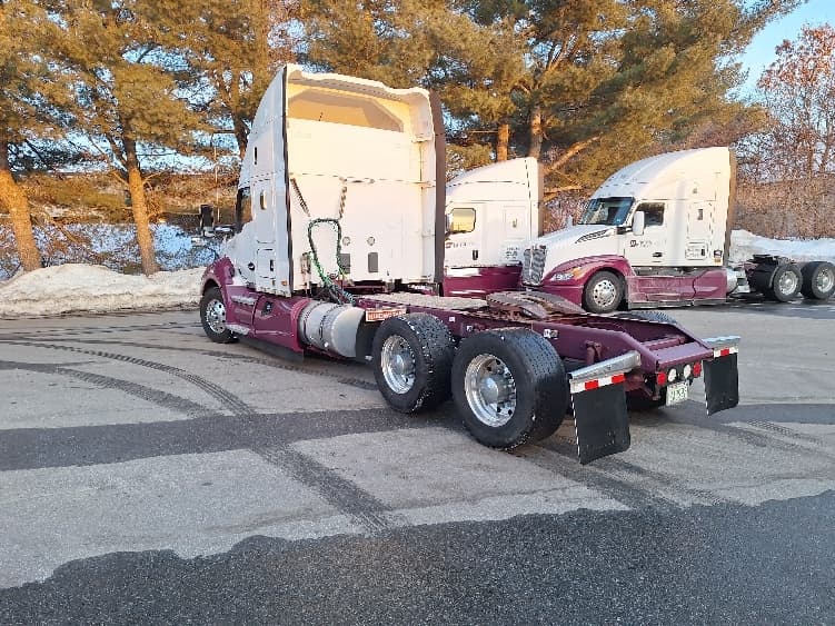 2020 Kenworth T680 — photo 5