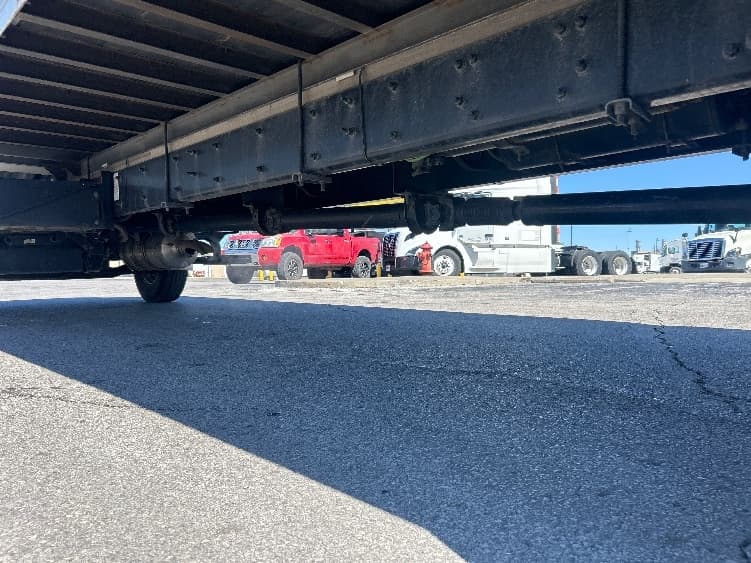 2023 Freightliner M2 106 — photo 5