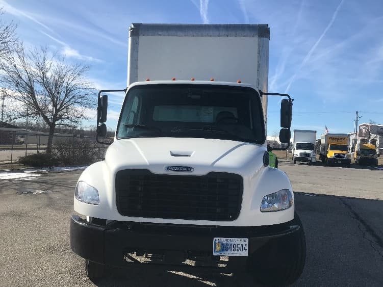 2022 Freightliner M2 106 — photo 2