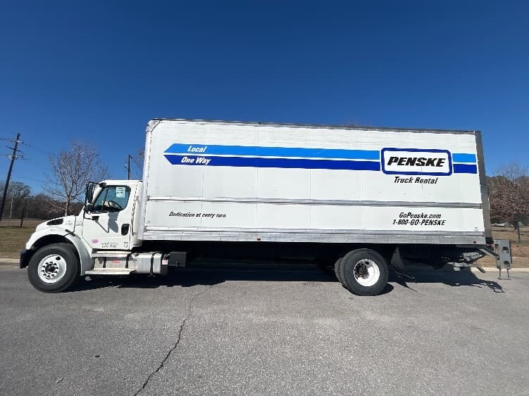 2023 Freightliner M2 106 — photo 4