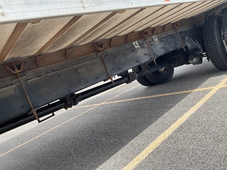 2023 Freightliner M2 106 — photo 5