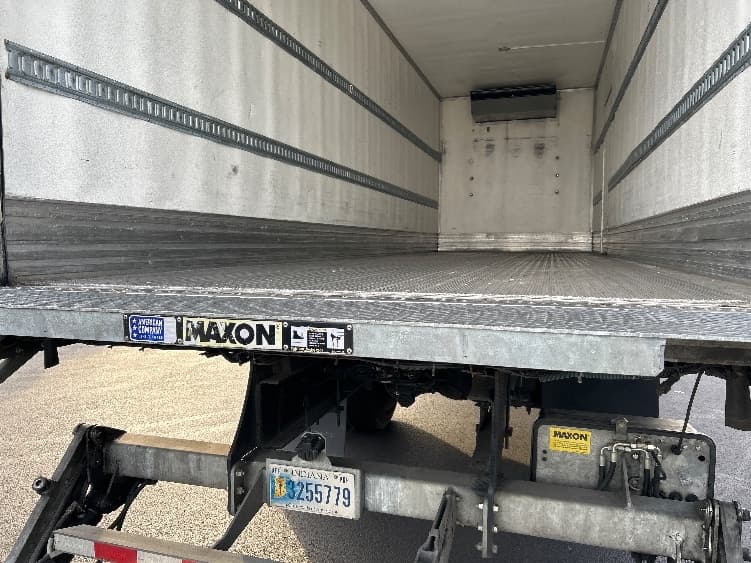 2023 Freightliner M2 106 — photo 10