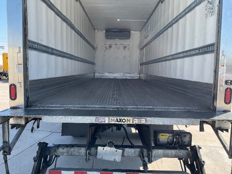 2023 Freightliner M2 106 — photo 10