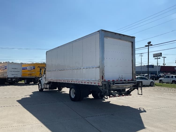 2023 Freightliner M2 106 — photo 6