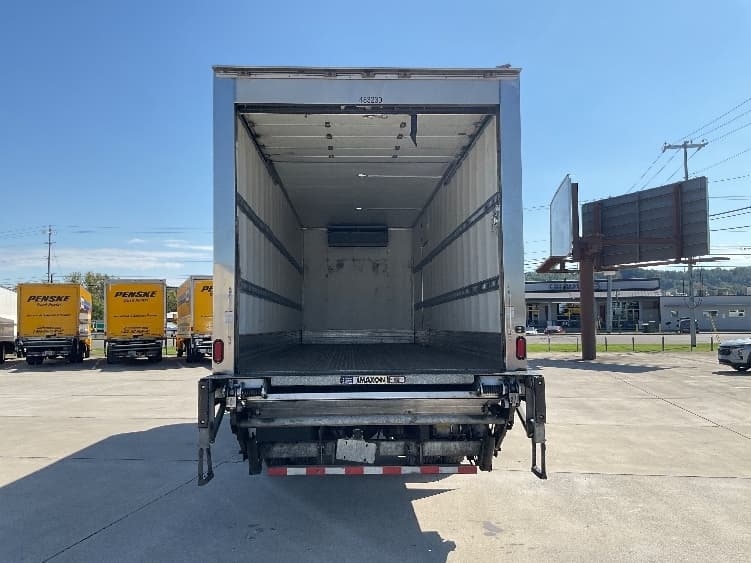 2023 Freightliner M2 106 — photo 8