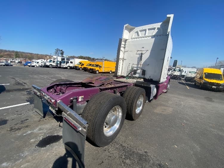 2020 Peterbilt 579 — photo 7
