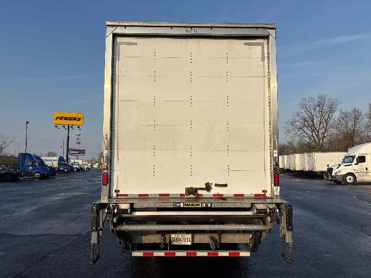 2022 Freightliner M2 106 — photo 7