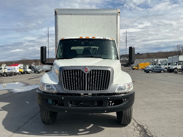 2023 International MV — photo 2