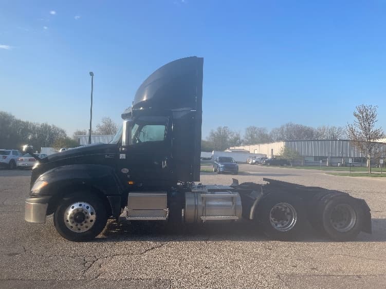 2020 International LT — photo 4