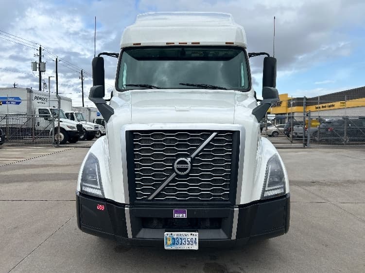 2023 Volvo VNL 760 — photo 2