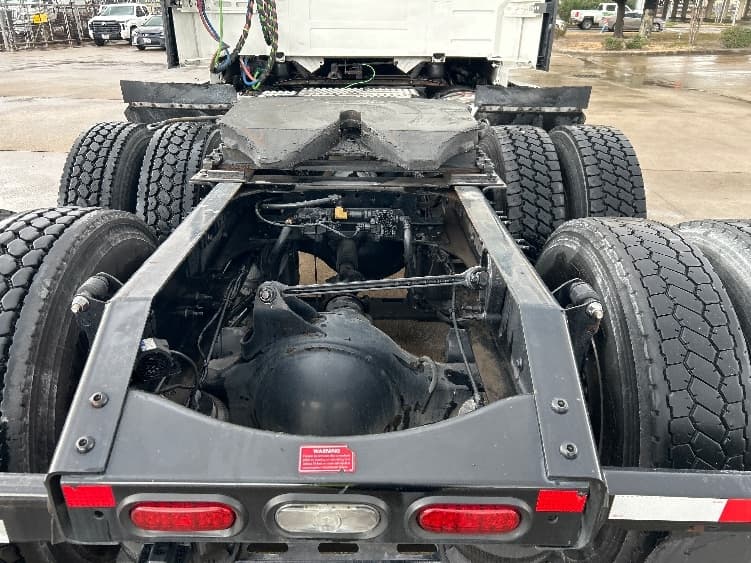 2023 Volvo VNL 760 — photo 6