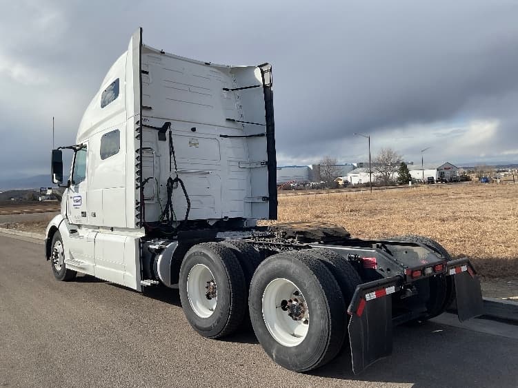 2023 Volvo VNL 760 — photo 5