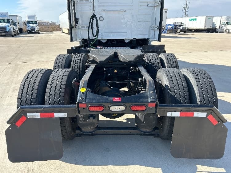 2023 Volvo VNL 760 — photo 6