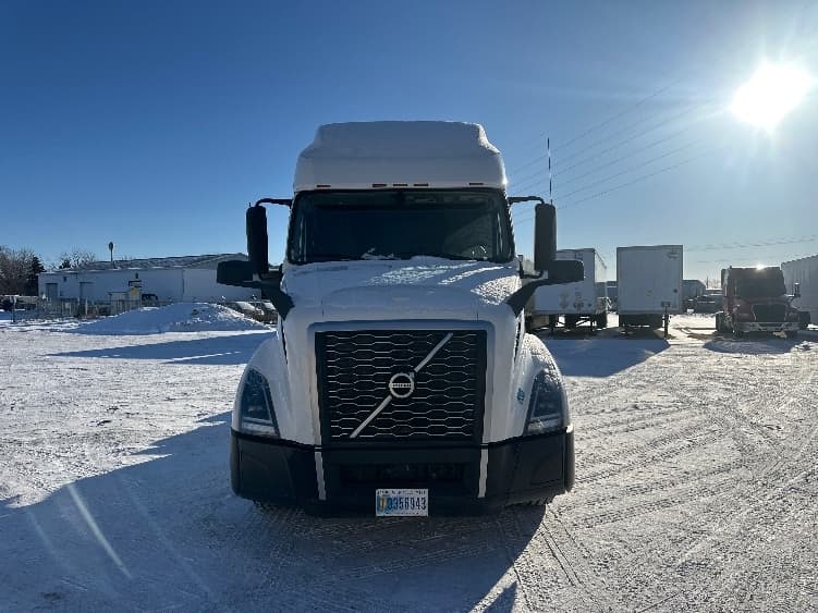 2023 Volvo VNL 760 — photo 2