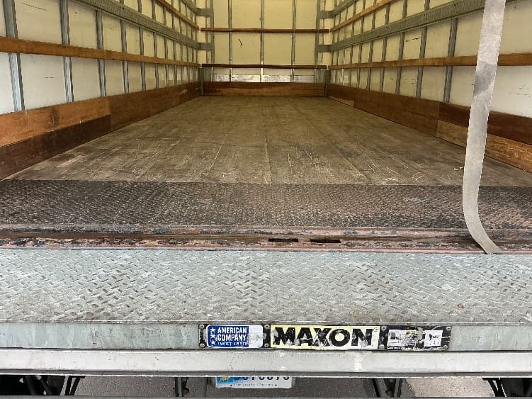 2023 Freightliner M2 106 — photo 10