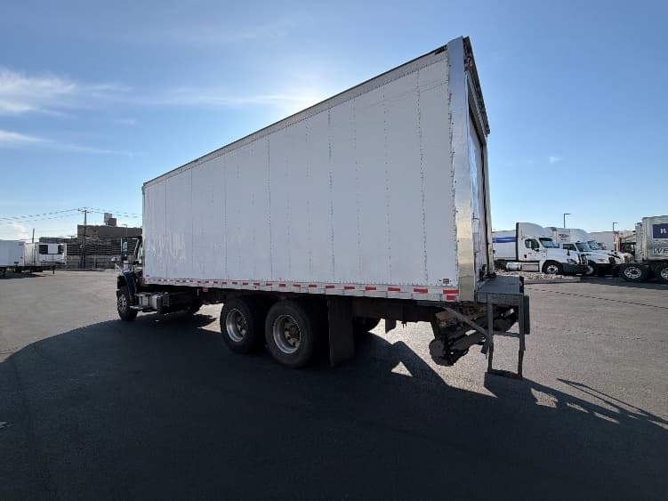 2023 Freightliner M2 106 — photo 6