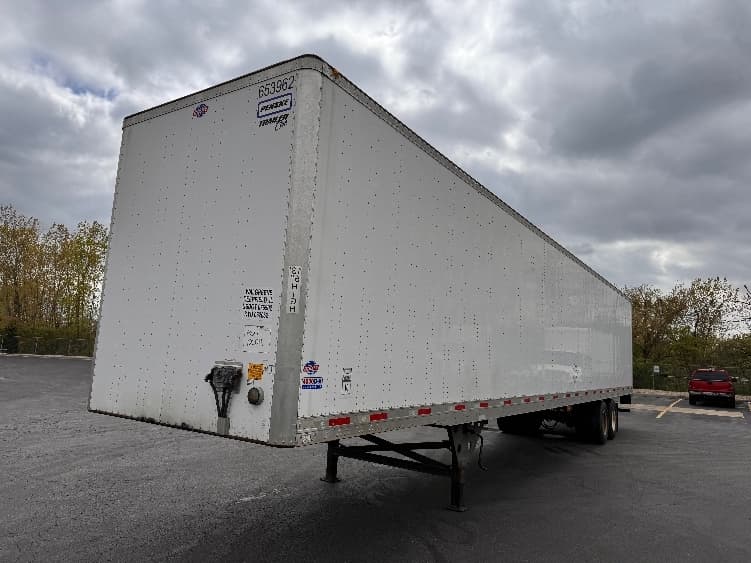 2013 Utility Trailer — photo 2