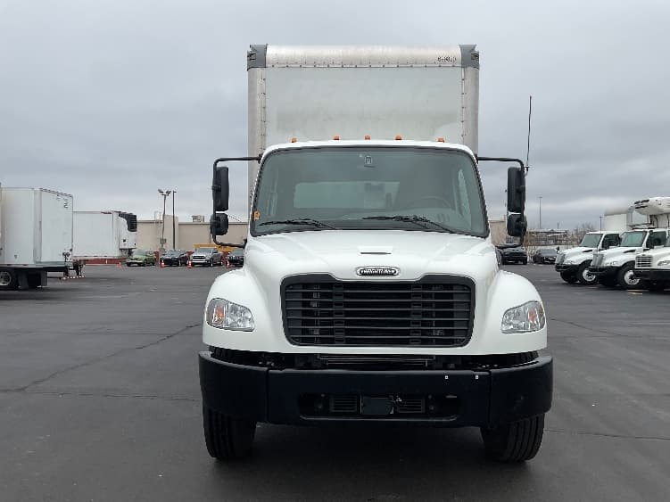 2023 Freightliner M2 106 — photo 2