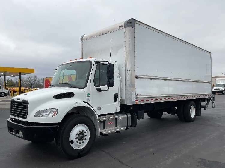 2023 Freightliner M2 106 — photo 3