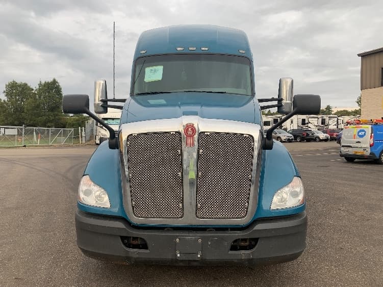 2019 Kenworth T680 — photo 2
