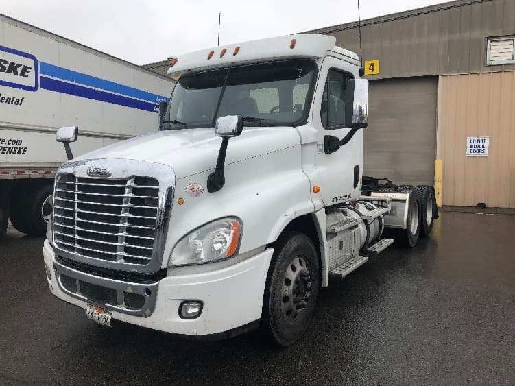 2018 Freightliner Cascadia — photo 3