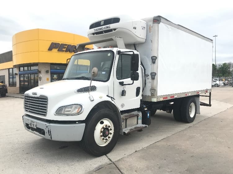 2016 Freightliner M2 106 — photo 3