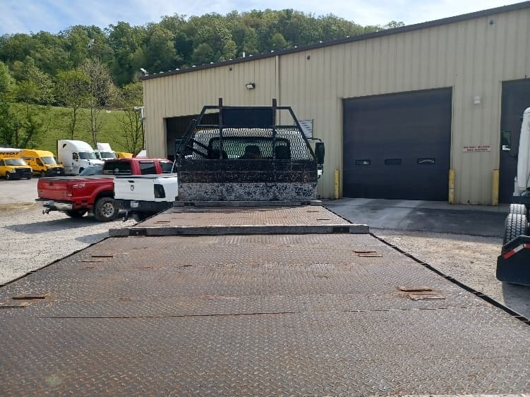 2014 International 4300 — photo 9