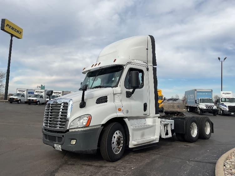 2016 Freightliner Cascadia — photo 3