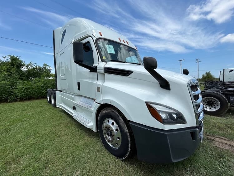 2019 Freightliner Cascadia — photo 3
