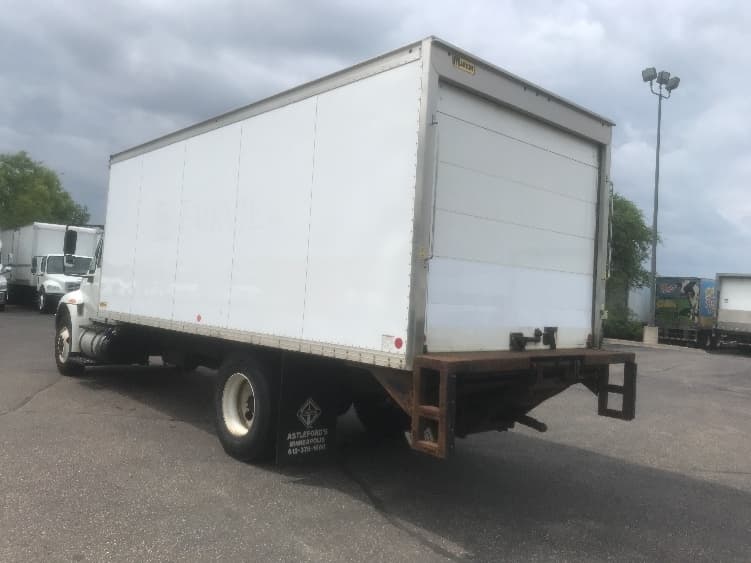 2016 International 4300 — photo 6